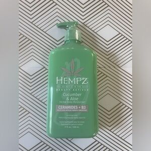 Hempz Cucumber & Aloe Herbal Body Moisturizer - Green